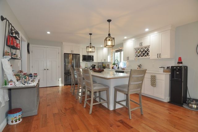 47 Maple Street A, Middleton, MA 01949