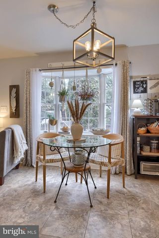 204 POST OAK RD, Lancaster, PA 17603