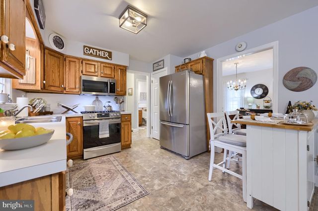 204 POST OAK RD, Lancaster, PA 17603