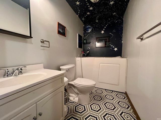 7716 S Patton Road, Bloomington, IN 47401