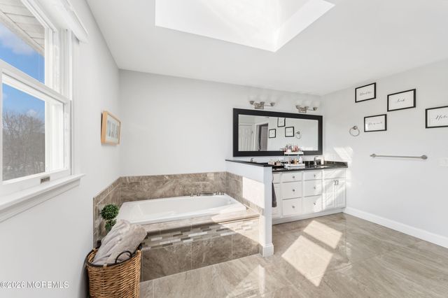 8 Tamar Court, Manalapan, NJ 07726