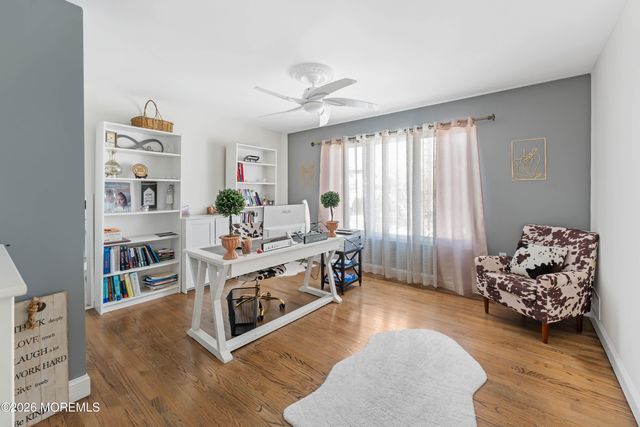 8 Tamar Court, Manalapan, NJ 07726