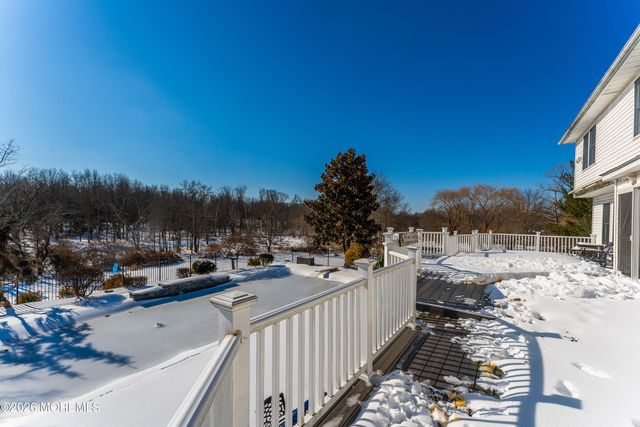 8 Tamar Court, Manalapan, NJ 07726