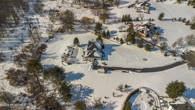 8 Tamar Court, Manalapan, NJ 07726