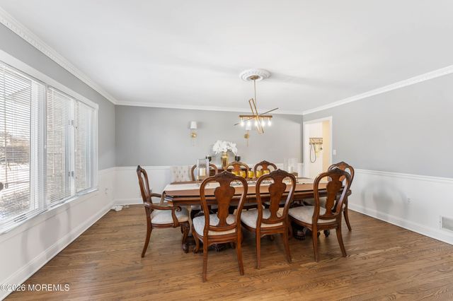 8 Tamar Court, Manalapan, NJ 07726