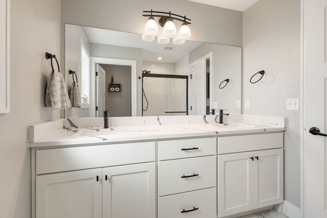 1059 Hummingbird Lane, Peotone, IL 60468