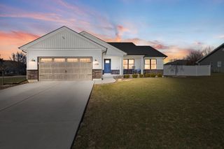 1059 Hummingbird Lane, Peotone, IL 60468