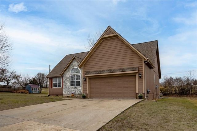 3732 N 113th Street, Kansas City, KS 66109