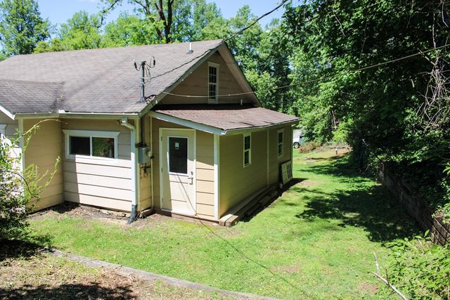 64 Cloe Moore Drive, Murphy, NC 28906
