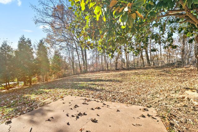 1804 Palamino Dr, Clarksville, TN 37042