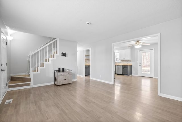 1804 Palamino Dr, Clarksville, TN 37042