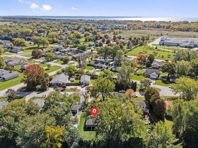 W7070 VERNA ROAD, Menasha, WI 54952