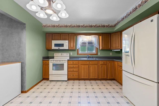 W7070 VERNA ROAD, Menasha, WI 54952