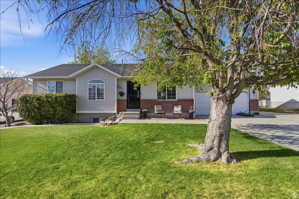 Image 1 of property listing at 838 W 740 S, Tooele, UT 84074