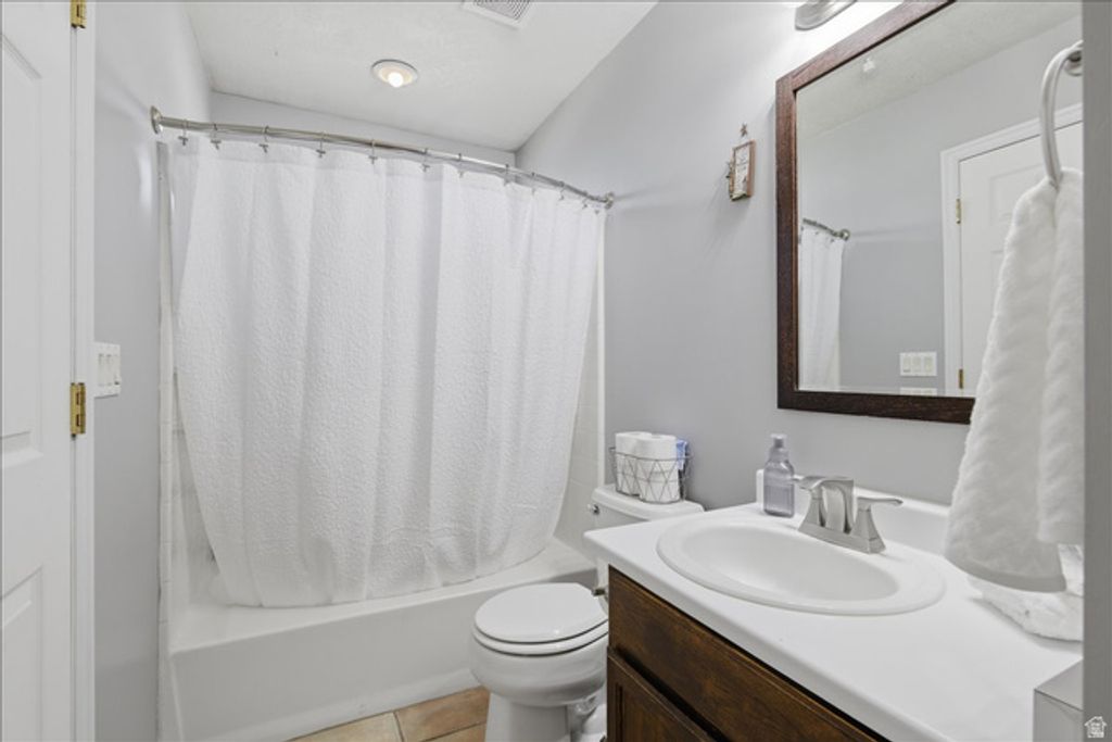 Image 12 of property listing at 838 W 740 S, Tooele, UT 84074