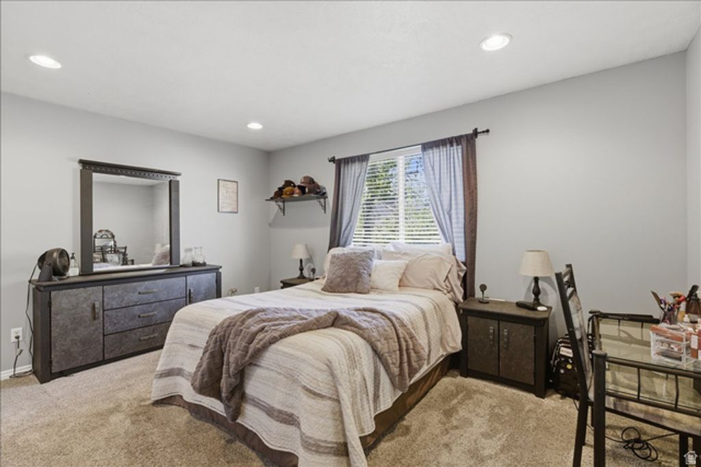 Image 13 of property listing at 838 W 740 S, Tooele, UT 84074