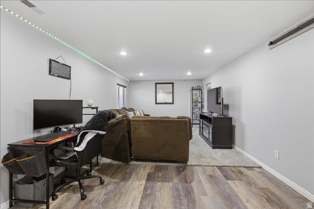 Image 17 of property listing at 838 W 740 S, Tooele, UT 84074