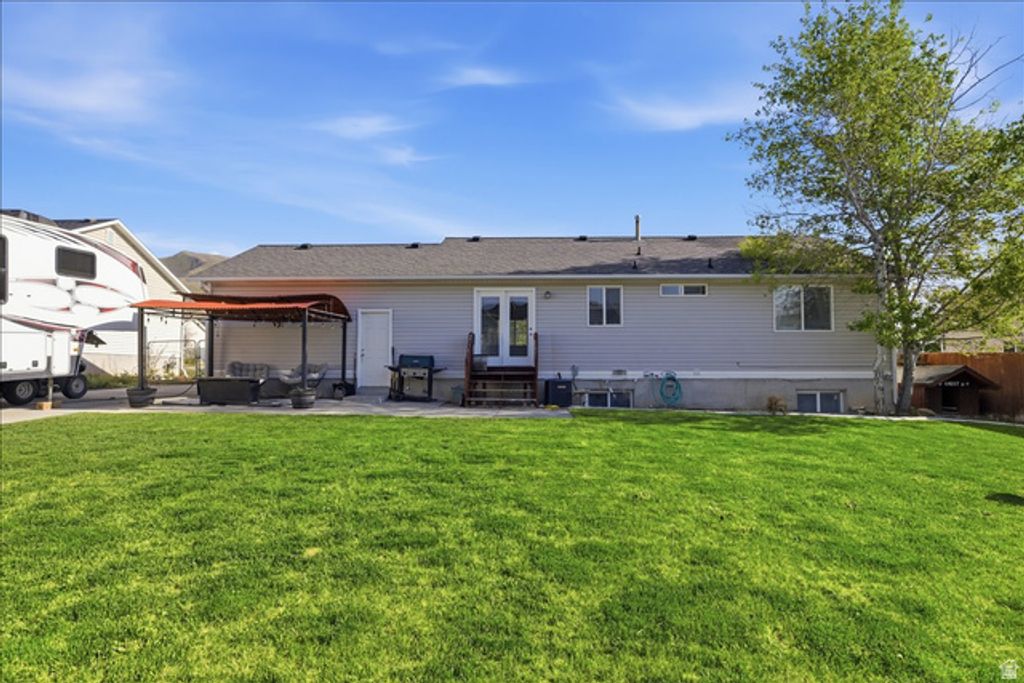 Image 24 of property listing at 838 W 740 S, Tooele, UT 84074