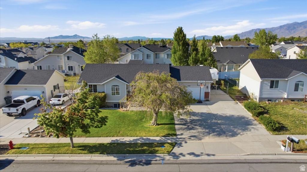 Image 30 of property listing at 838 W 740 S, Tooele, UT 84074