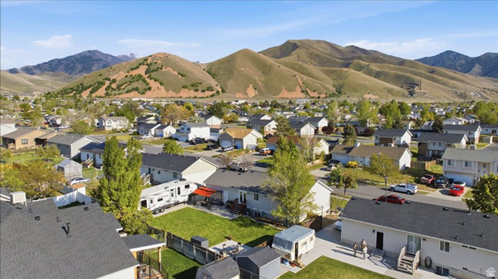 Image 33 of property listing at 838 W 740 S, Tooele, UT 84074