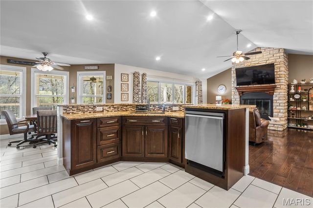 2804 Whitetail Estate, Barnhart, MO 63012