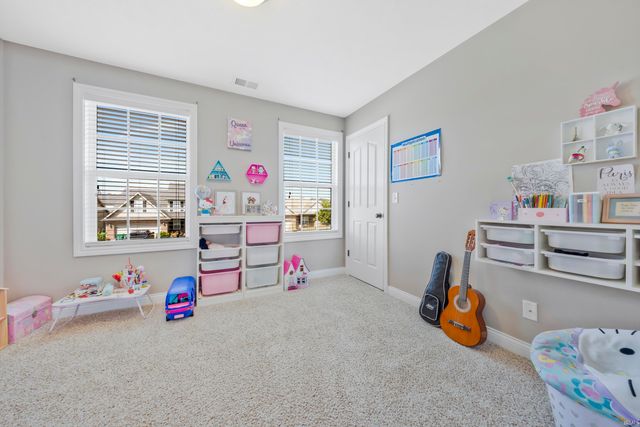 8825 Hartwell Drive, Evansville, IN 47725