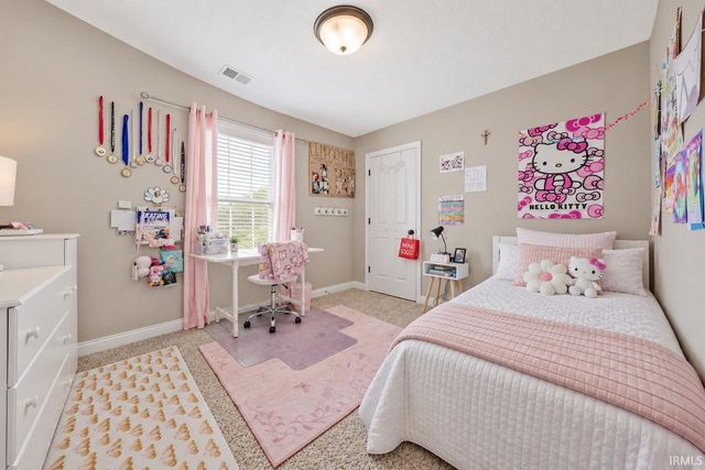 8825 Hartwell Drive, Evansville, IN 47725