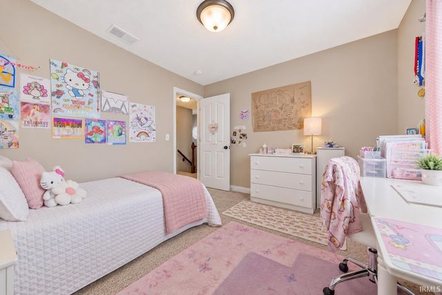 8825 Hartwell Drive, Evansville, IN 47725
