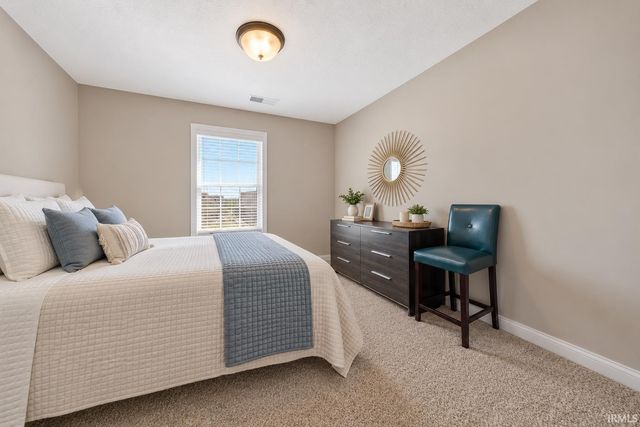 8825 Hartwell Drive, Evansville, IN 47725