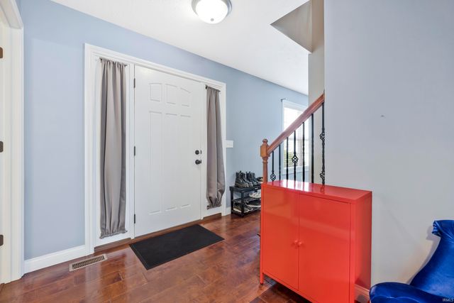 8825 Hartwell Drive, Evansville, IN 47725