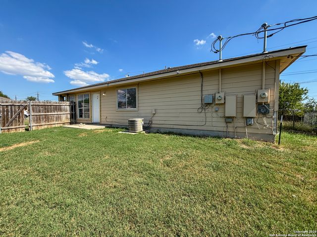 105 Long Lane, New Braunfels, TX 78130
