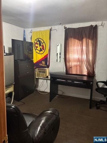 669 Scotland Road, Orange, NJ 07050