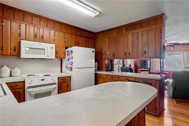 5635 June Lane, Winston-salem, NC 27127