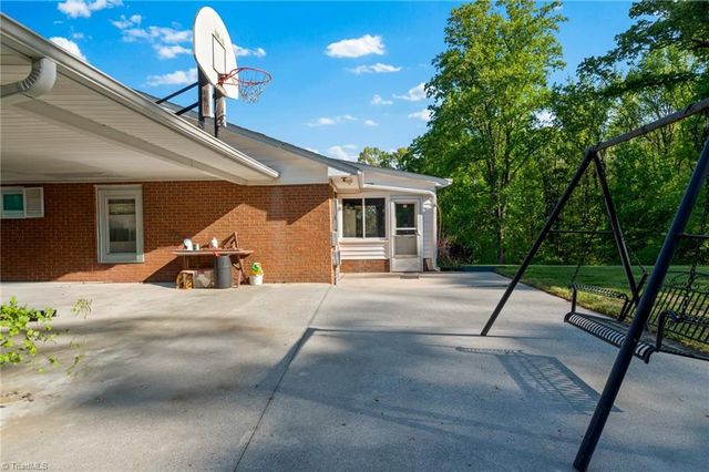 5635 June Lane, Winston-salem, NC 27127