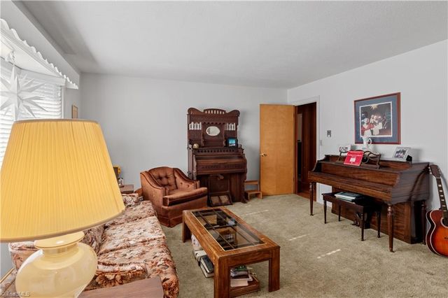 5635 June Lane, Winston-salem, NC 27127
