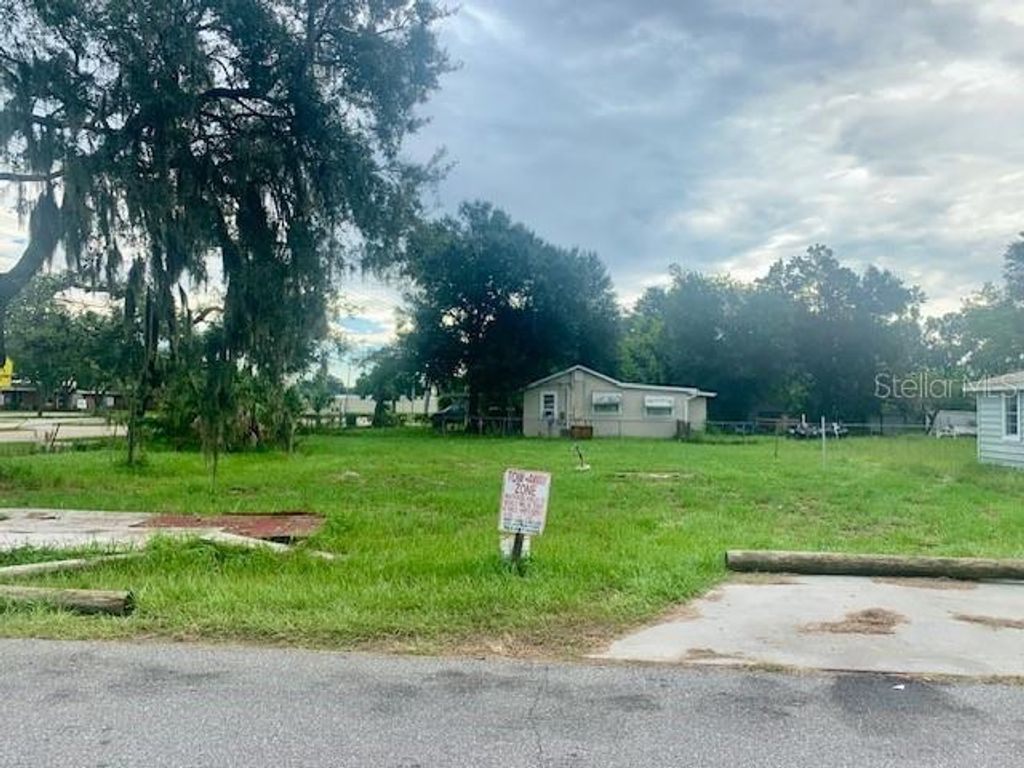 2904 PARK STREET, Eaton Park, FL 33840