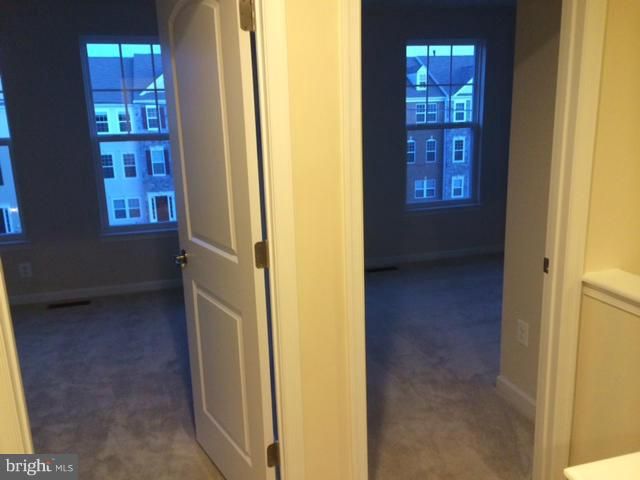 25631 PLEASANT VALLEY RD, Chantilly, VA 20152