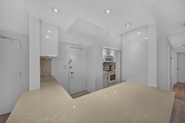 3800 Galt Ocean Drive 1605, Fort Lauderdale, FL 33308