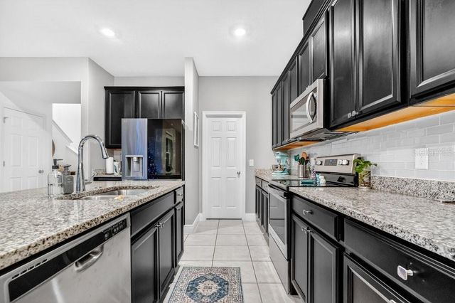 9652 AMBER CHESTNUT WAY, Winter Garden, FL 34787