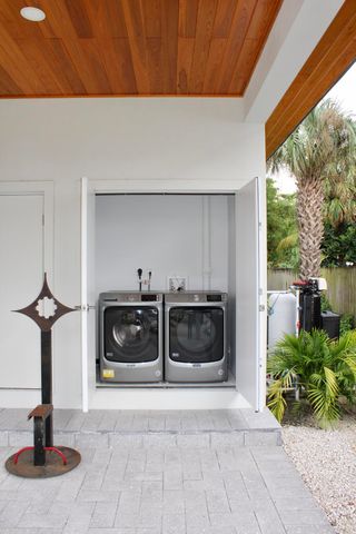 3583 Gibbs Road, Delray Beach, FL 33483
