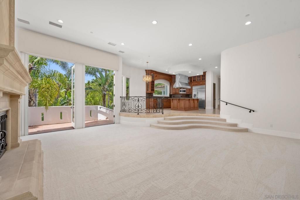 Image 13 of property listing at 6319 Via Naranjal, Rancho Santa Fe, CA 92067