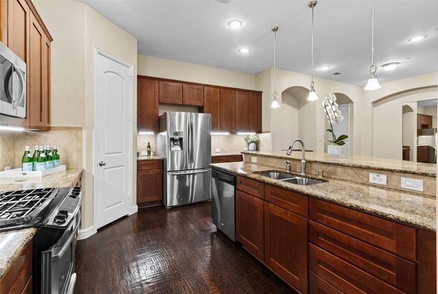6748 San Roque, Irving, TX 75039