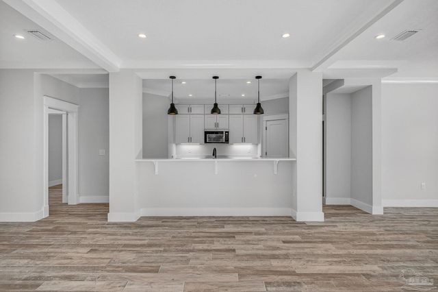 907 Bay Blvd, Pensacola, FL 32503