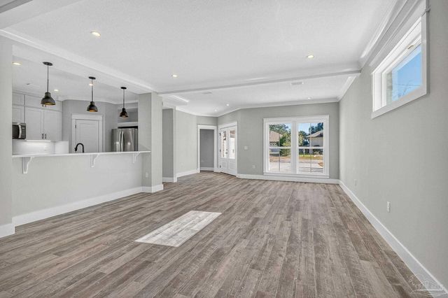 907 Bay Blvd, Pensacola, FL 32503