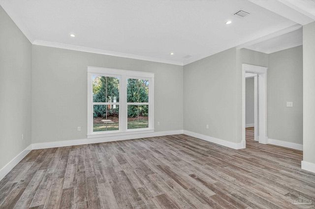 907 Bay Blvd, Pensacola, FL 32503