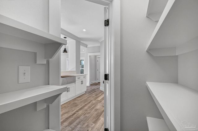 907 Bay Blvd, Pensacola, FL 32503