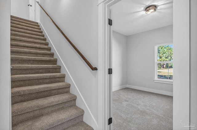 907 Bay Blvd, Pensacola, FL 32503