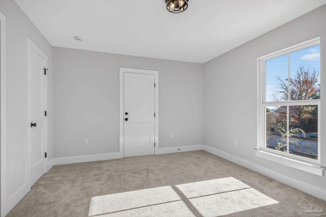 907 Bay Blvd, Pensacola, FL 32503