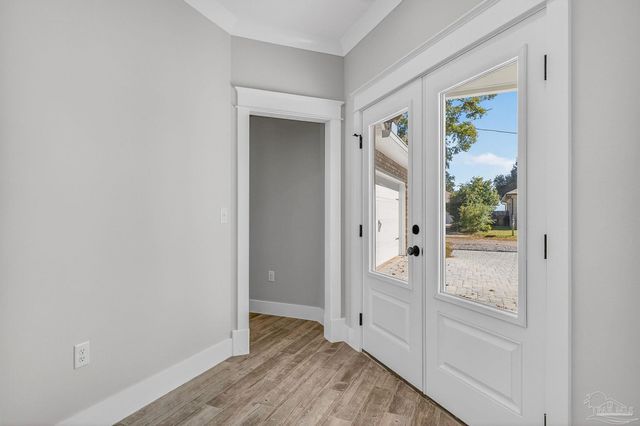 907 Bay Blvd, Pensacola, FL 32503