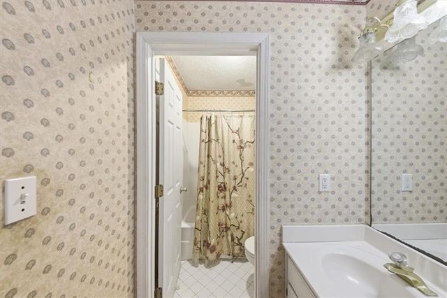 110 Varsailles Place, Ellenwood, GA 30294